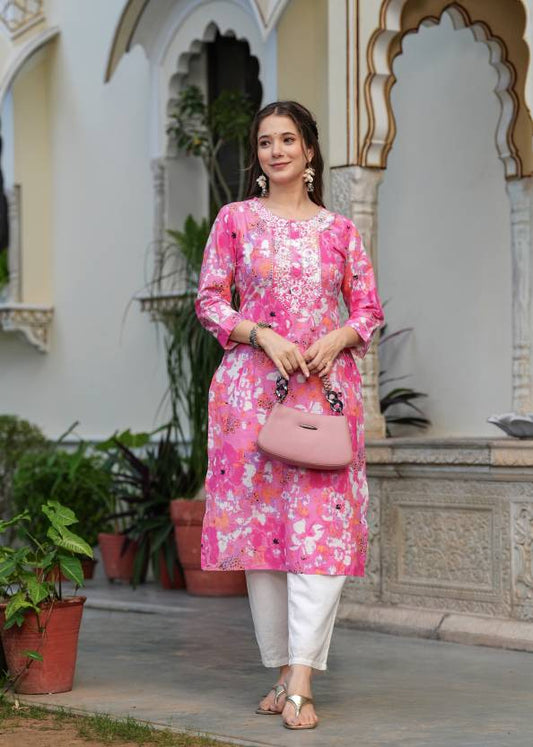 Women Floral Print Pure Cotton Straight Kurta